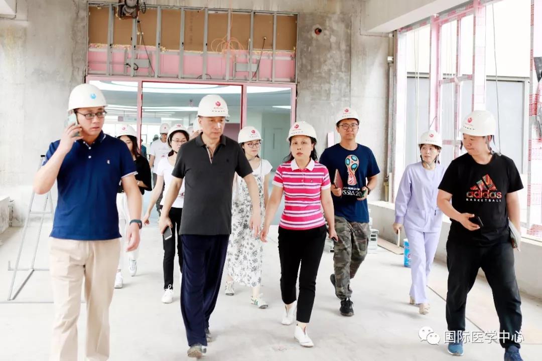 向著開(kāi)業(yè)做最后的沖刺——西安國(guó)際醫(yī)學(xué)中心開(kāi)展大樓檢查巡查工作紀(jì)實(shí)