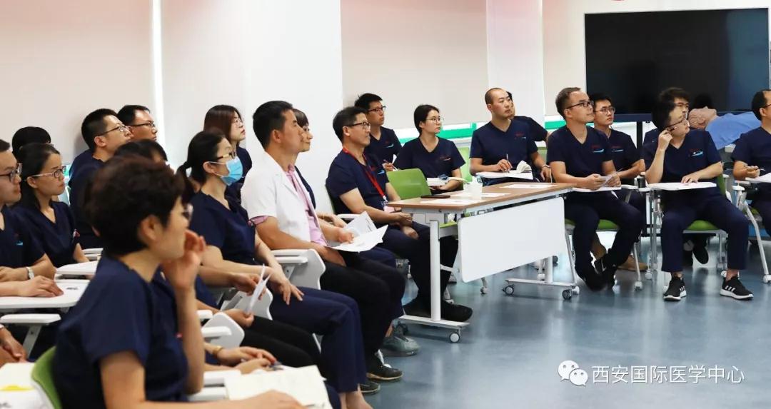 西北首臺最新版血管介入手術(shù)模擬訓練系統(tǒng)投入使用