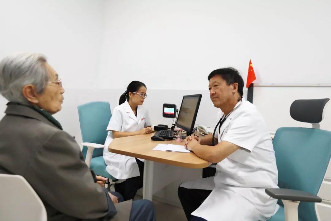 《健康時報》記者走進西安國際醫(yī)學中心，請看報道