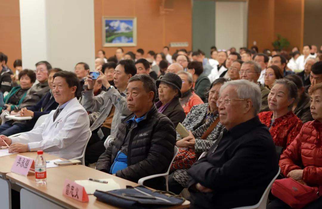 大咖來(lái)了！胡大一教授蒞臨西安國(guó)際醫(yī)學(xué)中心