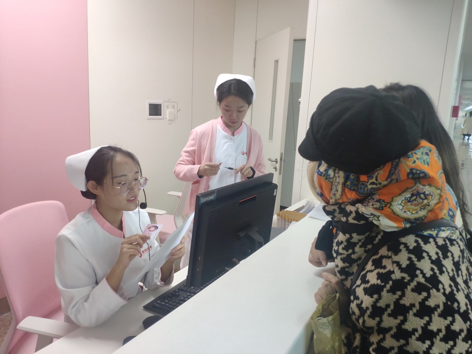 【一點(diǎn)資訊】健康陜西報道—公益在路上，西安國際醫(yī)學(xué)中心醫(yī)院腫瘤免費(fèi)篩查行動溫暖人心