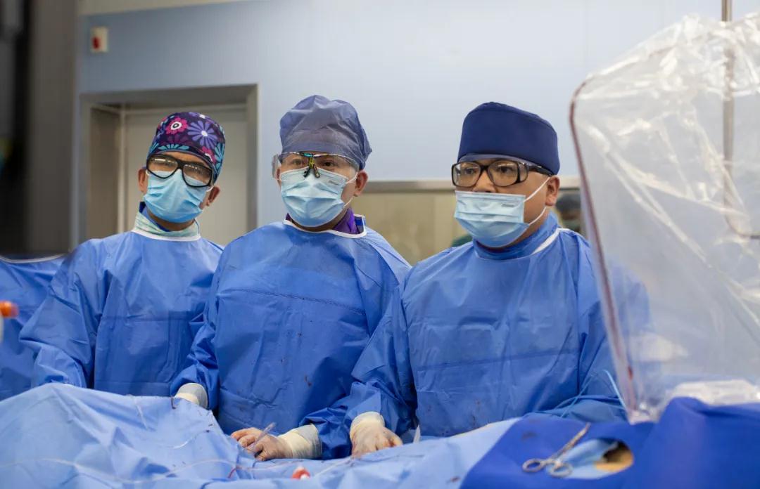 完美！僅5毫米手術傷口，解決七旬老人主動脈夾層及多年“房顫”帶來的腦卒中煩惱！