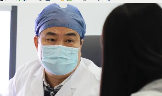 戰(zhàn)疫是英雄 救治是楷?！靼矅H醫(yī)學中心醫(yī)院支援湖北醫(yī)療隊隊員返崗工作干勁十足