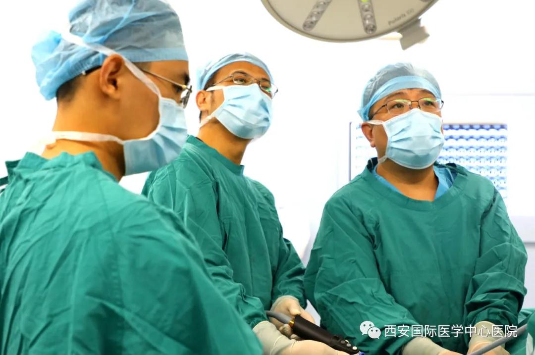 19年了，手上“汗流成河”！兩個(gè)小切口就治好這個(gè)“怪病”