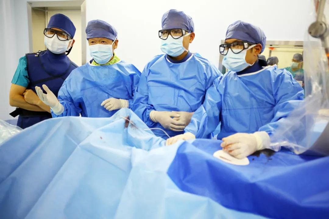 健康時報—專訪|我不是醫(yī)神，我只是個有愛心的醫(yī)生！