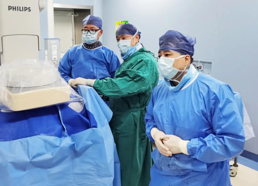 百歲老人吃飯難題解決了！