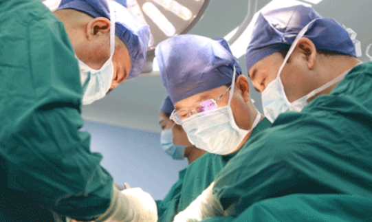 陜西網(wǎng)—世界首例！西安國(guó)際醫(yī)學(xué)中心醫(yī)院骨科完成高難度、高科技3D打印可動(dòng)人工頸椎-椎間盤(pán)復(fù)合體植入術(shù)