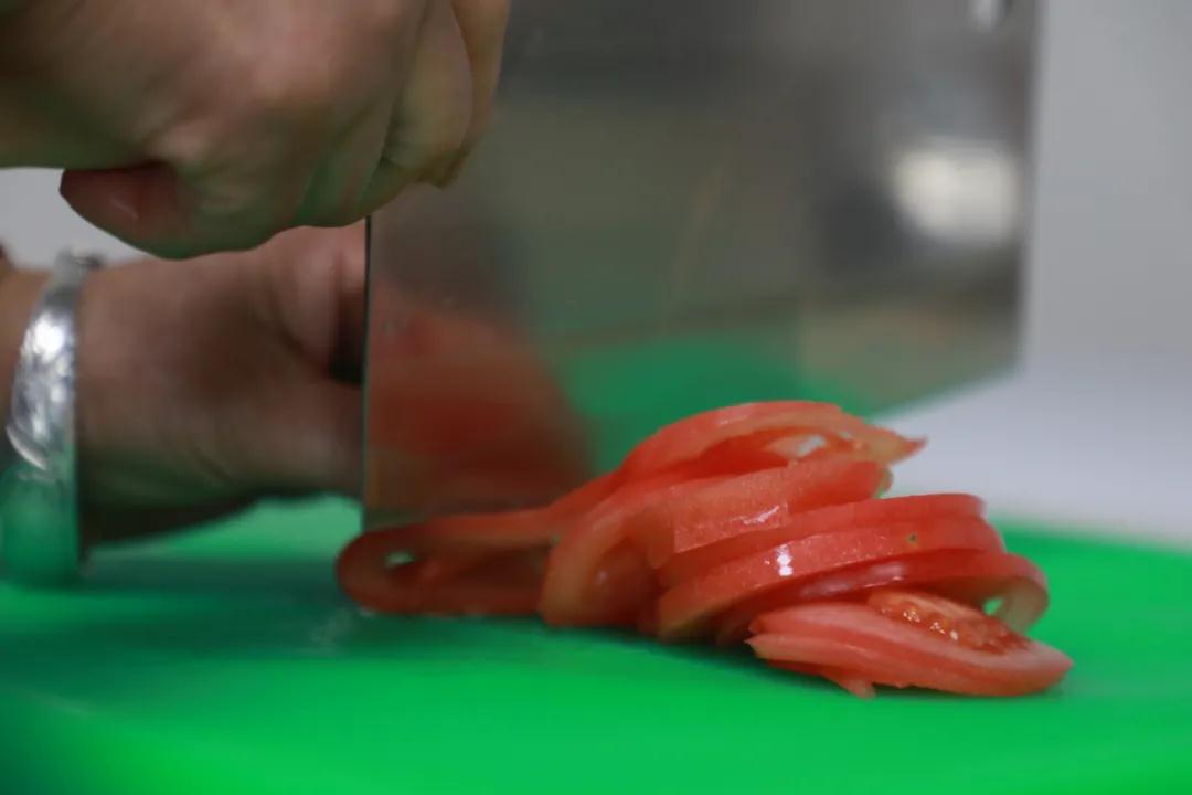 國際在線—西安國際醫(yī)學(xué)中心醫(yī)院開設(shè)“愛心廚房”