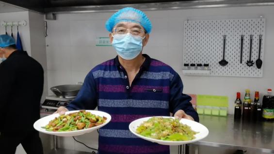 健康時報(bào)—西安國際醫(yī)學(xué)中心醫(yī)院開設(shè)了“愛心廚房”：讓患者吃上家人做的飯菜