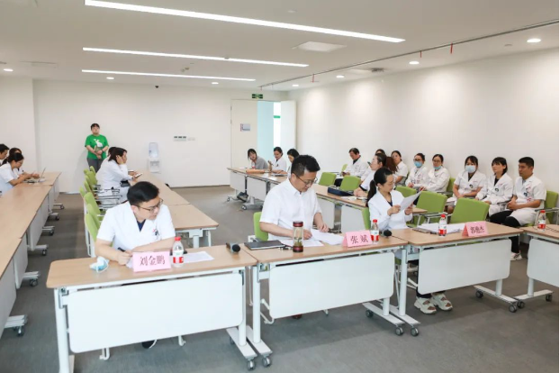 助推學(xué)科高質(zhì)量發(fā)展！我院舉行2021年院級(jí)課題中期答辯會(huì)