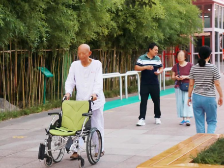 住院期間也能給健康加分？每周一、三、五動(dòng)起來(lái)，為健康打卡！