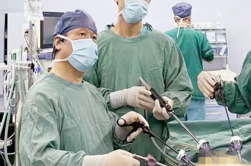 68cm橡膠水管吞入腹中！我院普外科腹腔鏡微創(chuàng)手術緊急施救！