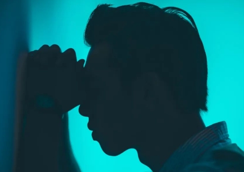 嗓子疼忍忍就過去了？這種病可能會致命！