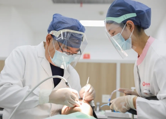 全國愛牙日：全生命周期守護(hù)，讓健康從“齒”開始