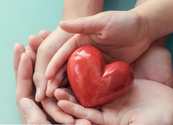 心梗救治日|牢記兩個(gè)“120”：及時(shí)撥打120電話(huà)，黃金“120”分鐘內(nèi)有效救治！