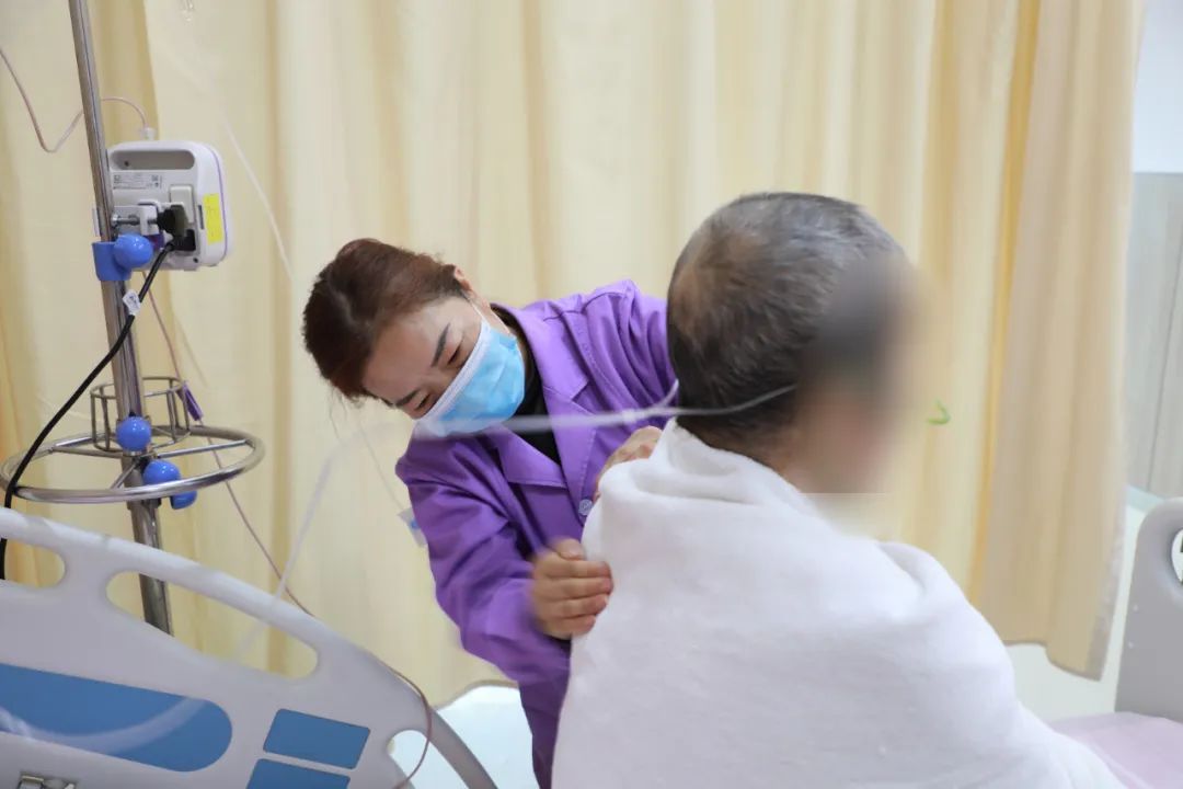 我院“無陪護(hù)”病房暖心啟用 讓患者安心、家屬放心