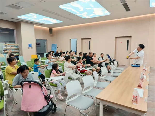 愛在音符中流淌，希望在指尖處傳遞——直擊腦癱多學(xué)科義診現(xiàn)場