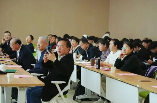 中西融合護(hù)“心”航：冠心病防治學(xué)術(shù)講座圓滿舉辦