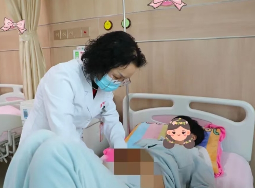 三封感謝信，見證腫瘤二科醫(yī)護(hù)團(tuán)隊(duì)的仁心與溫度